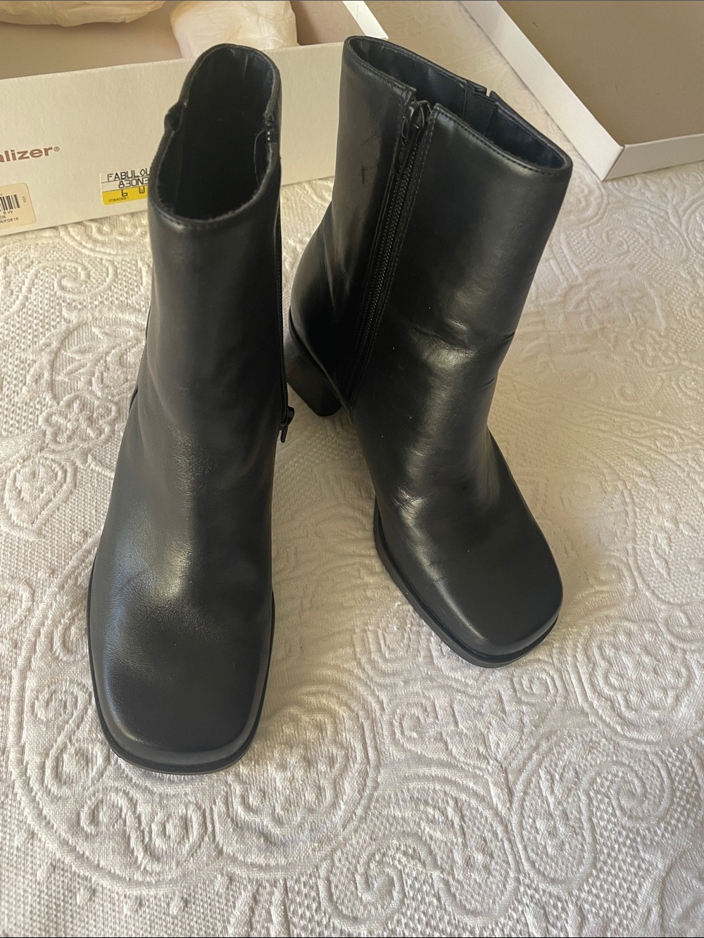 Naturalizer Black Women's Leather Ankle Boots - Classic Zip Boot